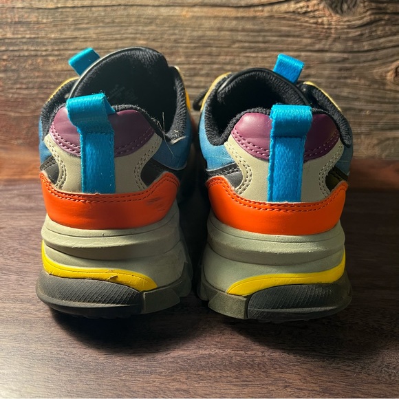 ZARA BOYS RUNNERS - Picture 4 of 6